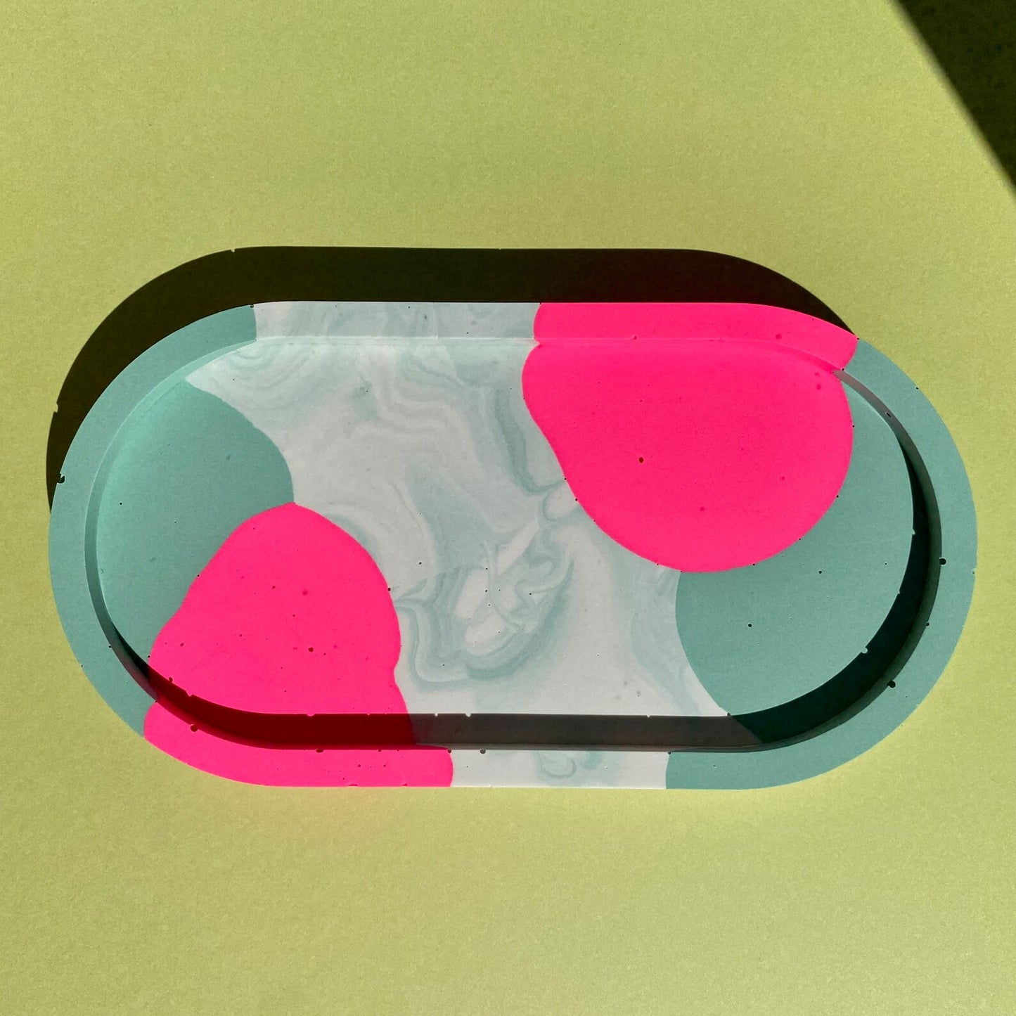 Abstract Tray