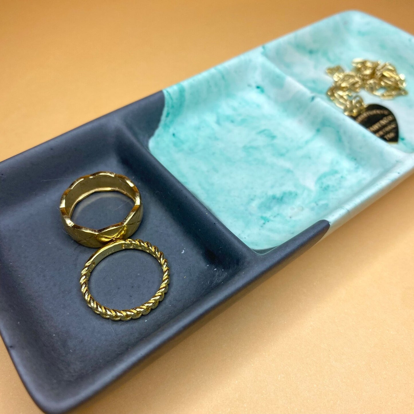 Two Toned Organizer Trinket Dish